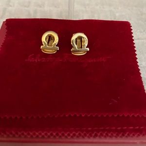 Salvatore Ferragamo clip on earrings beautiful gold color and excellent conditio